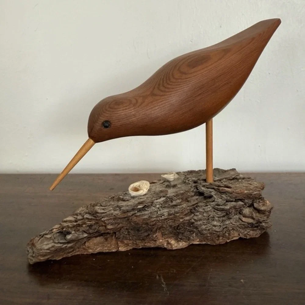 VTG‎ Hand Carved Wooden Sandpiper Bird Figurine Nautical Beach Seashell Decor